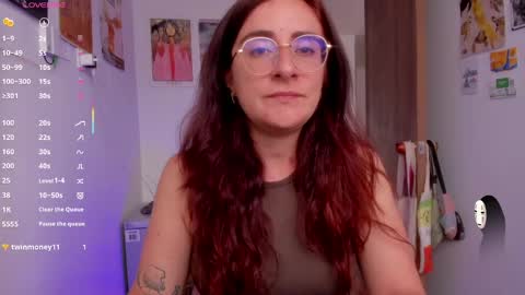 Giggles  online show from 05.22.26