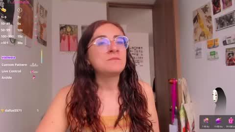 Giggles  online show from 05.27.26
