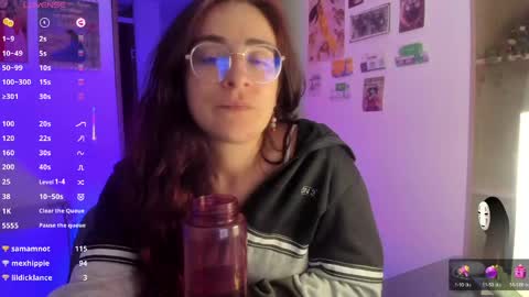 Giggles  online show from 05.29.26