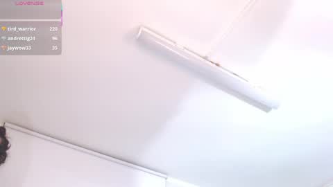 Snapshot of linda_morgan1 chatting on 04.25.26 Maria Paula online show from 04.25.26