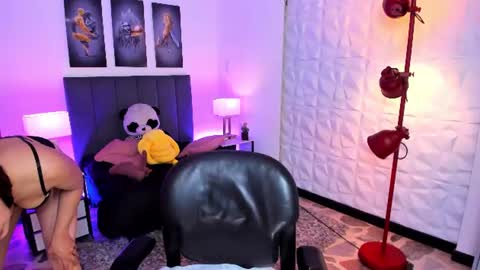 linda_norris online show from 06.12.26