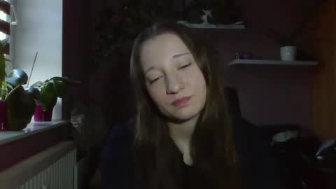 LindaAmore online show from 09.23.25