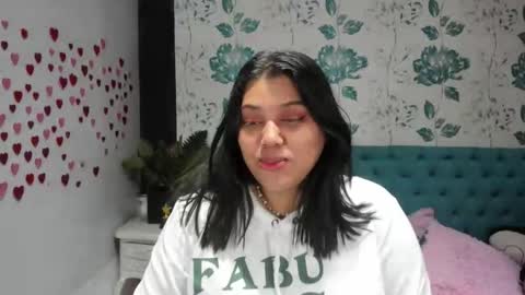    online show from 03.06.25