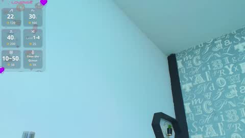 Snapshot of lindsey8 chatting on 11.03.25 Lindsey online show from 11.03.25