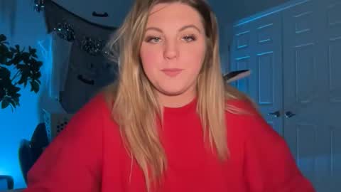 Snapshot of lindseyluxe chatting on 10.19.25 Lindseyluxe online show from 10.19.25