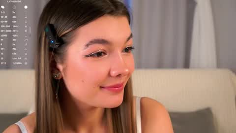 Snapshot of linettedennett chatting on 09.10.25 Kate online show from 09.10.25