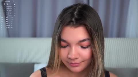 Snapshot of linettedennett chatting on 10.09.25 Kate online show from 10.09.25