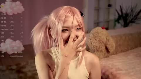 Snapshot of linhmew chatting on 07.16.26 Linh - online show from 07.16.26
