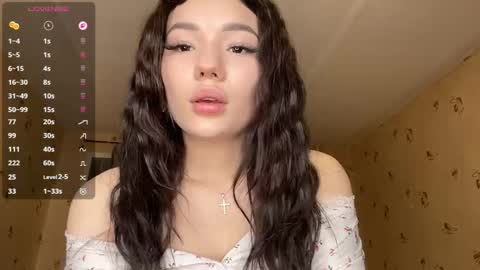 Lira online show from 04.19.26