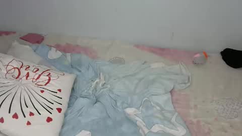 Snapshot of linniecarol chatting on 11.03.25 Linniecarol online show from 11.03.25