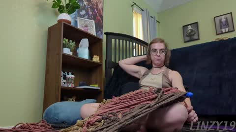 Snapshot of linzy19 chatting on 12.16.24 Linzy19 online show from 12.16.24