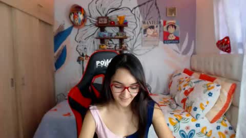 Snapshot of linzybaner chatting on 03.19.26 LinzyBaner online show from 03.19.26