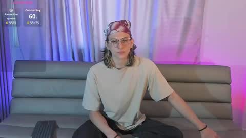 Snapshot of lior_evan chatting on 11.08.25 Lior evan online show from 11.08.25