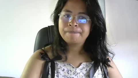 Liora selenex online show from 03.30.26