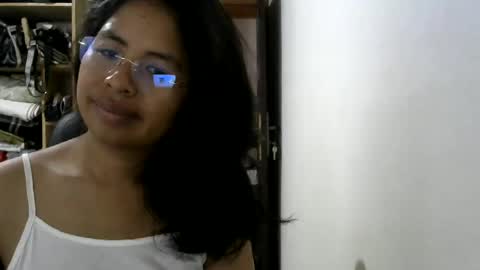 Liora selenex online show from 06.12.26