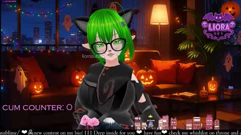 Snapshot of liorasublime chatting on 10.23.25 im Liora uwu online show from 10.23.25