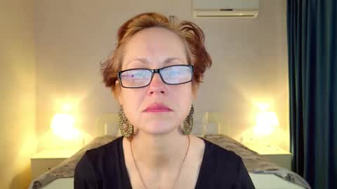 Liora Weiss online show from 03.13.26