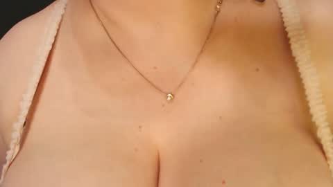 LIpsAddiction online show from 11.05.25