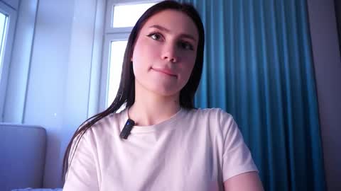Snapshot of lipswithsmileonthem chatting on 05.21.26 Amelia online show from 05.21.26