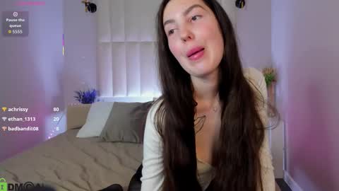 Lira revery online show from 02.03.26