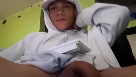 Snapshot of liroy_demon chatting on 11.13.25 liroy_demon online show from 11.13.25