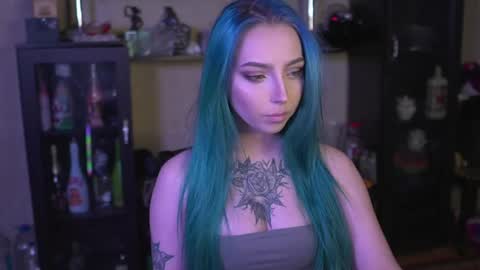 Lisa online show from 04.28.26