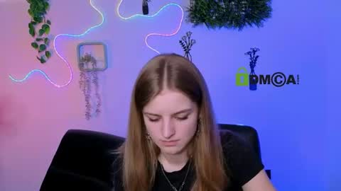 Snapshot of lisa_dark_ chatting on 07.30.26 Lisa online show from 07.30.26