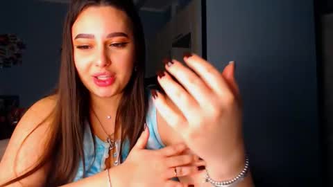 Snapshot of lisa_lady_golden chatting on 09.18.25 lisa_lady_golden online show from 09.18.25