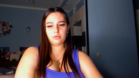 Snapshot of lisa_lady_golden chatting on 09.18.25 lisa_lady_golden online show from 09.18.25