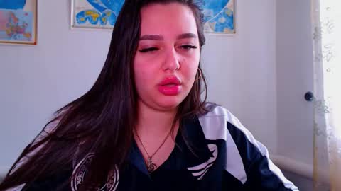 Snapshot of lisa_lady_golden chatting on 11.13.25 lisa_lady_golden online show from 11.13.25