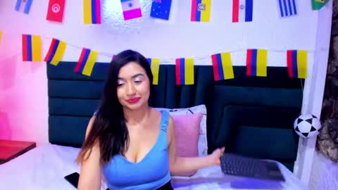 lisa white  online show from 06.30.26