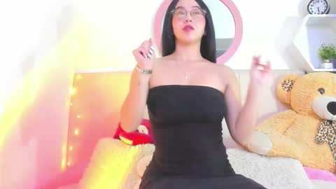 Lisa online show from 11.22.25