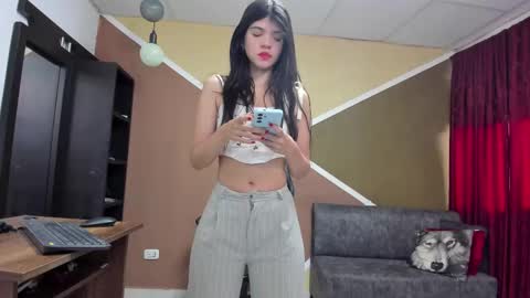 Lisa Gray Independent Model online show from 10.22.25