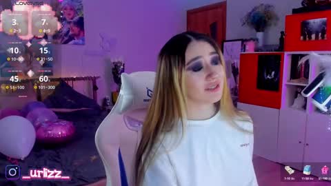   LISA   online show from 03.09.25