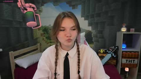 Lisa online show from 02.11.25