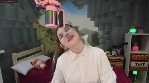 Lisa online show from 03.04.25