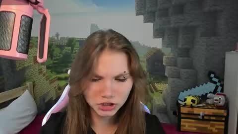 Lisa online show from 03.12.25