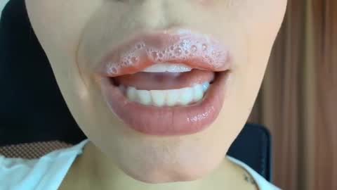 Lisbet online show from 03.11.26