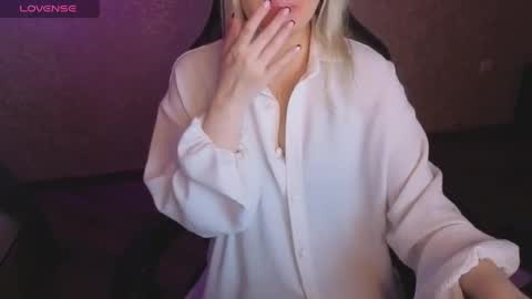 Anna online show from 05.24.26