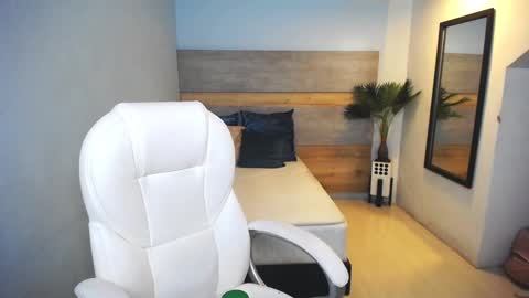 Snapshot of liseth_fox chatting on 12.12.24 Liseth Fox online show from 12.12.24