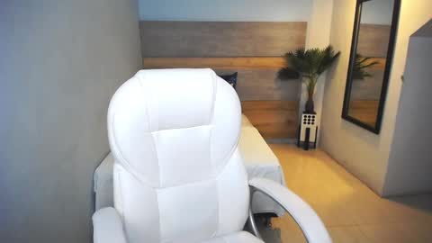 Snapshot of liseth_fox chatting on 12.28.24 Liseth Fox online show from 12.28.24