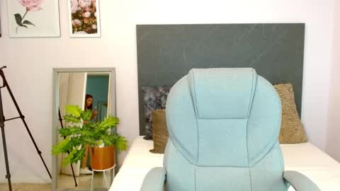 Snapshot of liseth_fox chatting on 01.18.25 Liseth Fox online show from 01.18.25