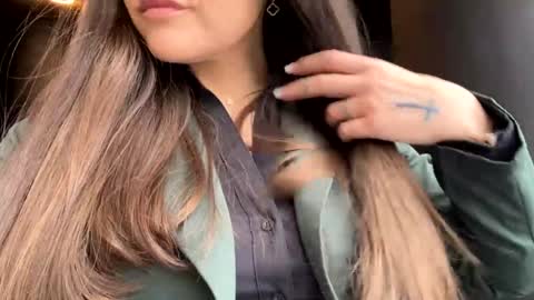 Lissa online show from 04.21.26