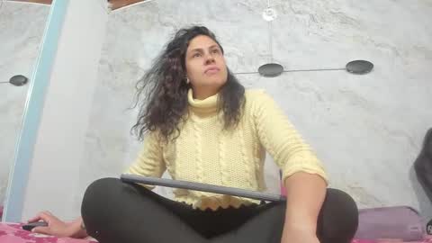 Snapshot of lissa_harris_ chatting on 03.12.25 Lisa online show from 03.12.25