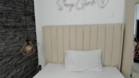 Lisa online show from 03.25.26