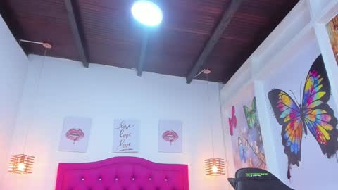 Snapshot of lissa_jhonsoon chatting on 12.18.24 L I S S A online show from 12.18.24