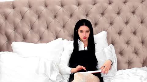 LissaAllison online show from 03.04.25