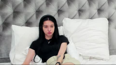 LissaAllison online show from 03.11.25