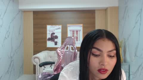 Snapshot of lissandra_s chatting on 09.17.25 lissandra_s online show from 09.17.25