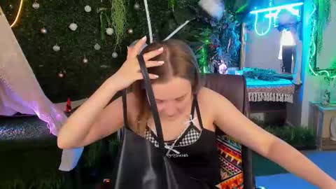 Lissa Telor online show from 07.22.26